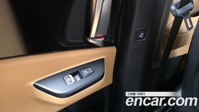 Kia Carnival (IV) Diesel 9-Seater Prestige 2023 — фото 19