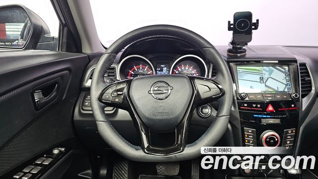 KG Mobility (SsangYong) Tivoli VX 2WD 2017 — фото 12