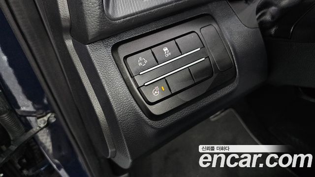 KG Mobility (SsangYong) Tivoli VX 2WD 2017 — фото 20