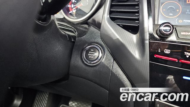 KG Mobility (SsangYong) Tivoli VX 2WD 2017 — фото 27