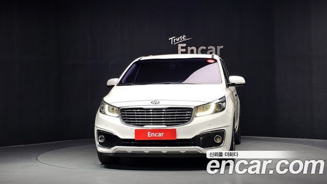 Kia Carnival 9-seater Prestige 2017 — фото 3