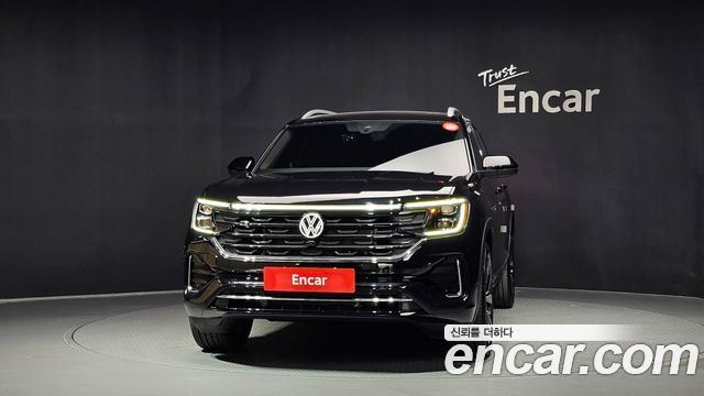 Volkswagen Atlas 2.0 TSI R-LINE 7-Seater 2025 — фото 3