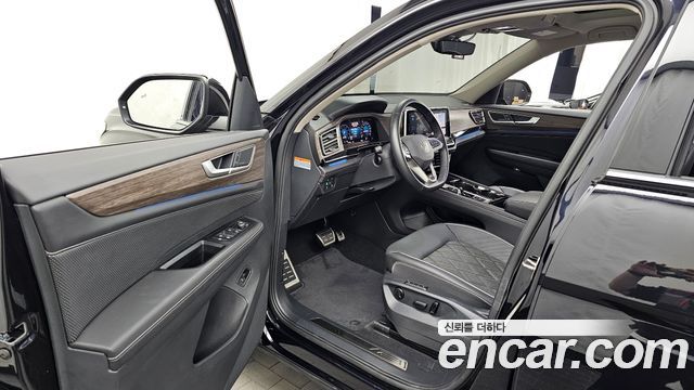 Volkswagen Atlas 2.0 TSI R-LINE 7-Seater 2025 — фото 10