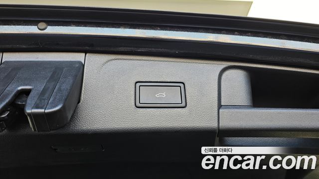 Volkswagen Atlas 2.0 TSI R-LINE 7-Seater 2025 — фото 27