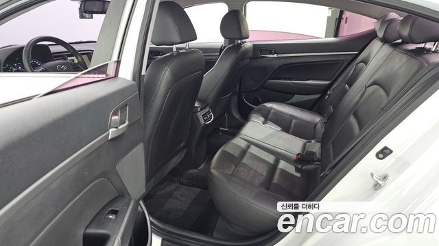 Hyundai Avante (AD) 1.6 GDI Modern 2016 — фото 12