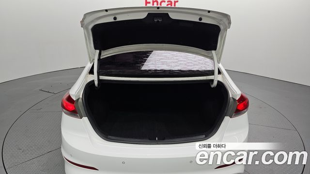 Hyundai Avante (AD) 1.6 GDI Modern 2016 — фото 20