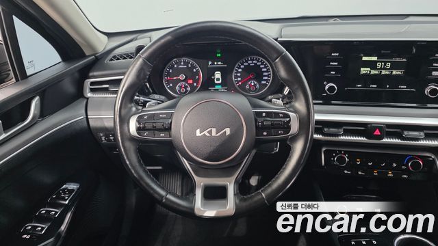 Kia K5 (III) 2.0 Trendy 2023 — фото 15