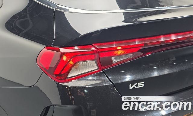 Kia K5 (III) 2.0 Trendy 2023 — фото 23