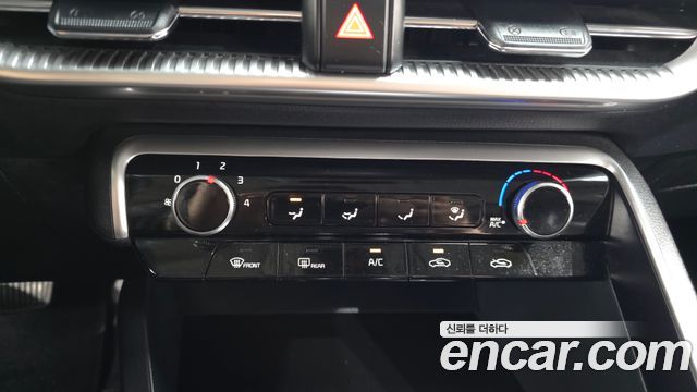 Kia K5 (III) 2.0 Trendy 2023 — фото 33