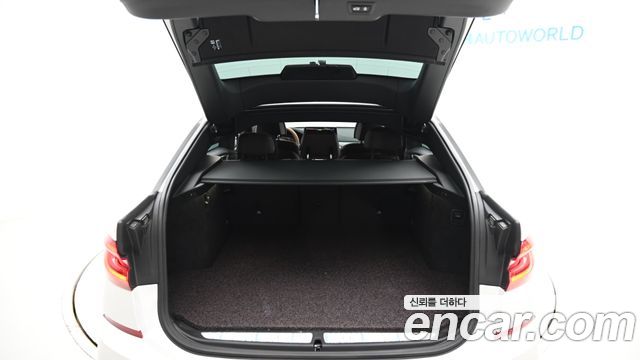 BMW 6 Series GT (G32) 620d xDrive M Sport 2023 — фото 24