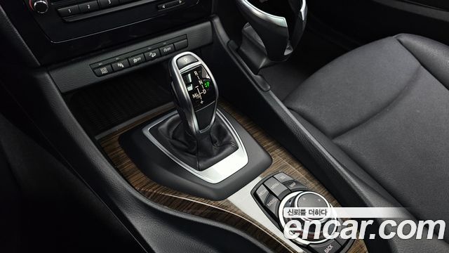 BMW X1 (E84) xDrive 20d 2015 — фото 9