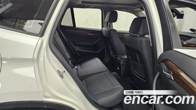 BMW X1 (E84) xDrive 20d 2015 — фото 16