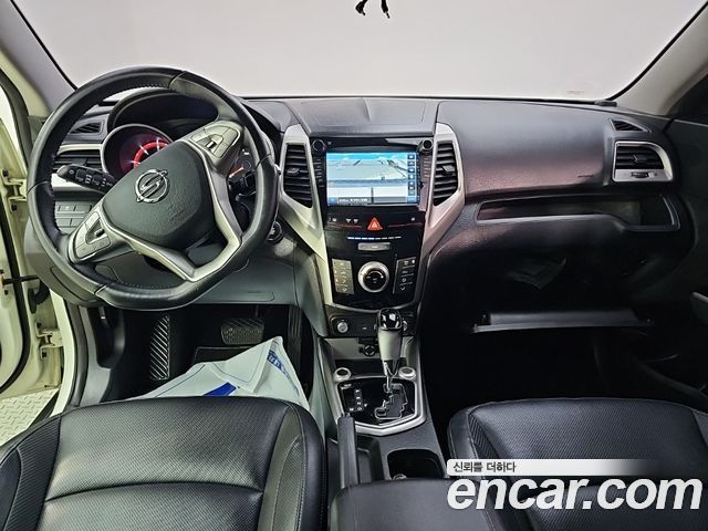 KG Mobility (SsangYong) Tivoli Diesel VX 2WD 2016 — фото 5