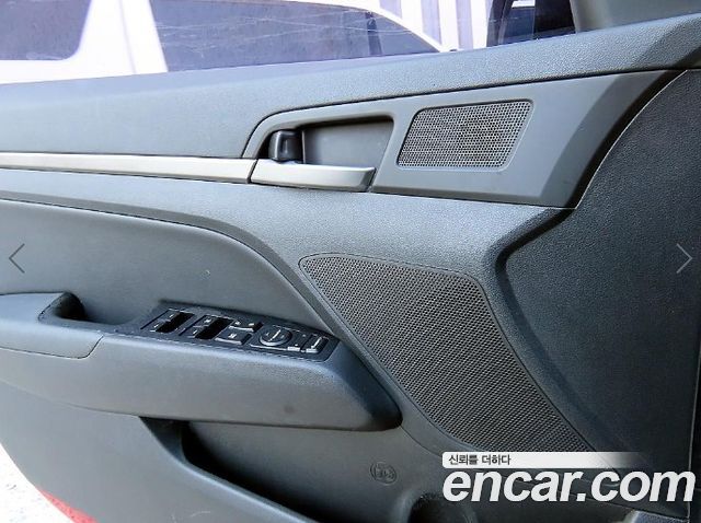 Hyundai Avante (AD) 1.6 GDI Smart 2016 — фото 15