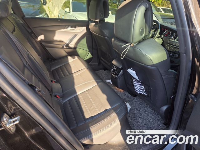 Peugeot 508 1.6 e-HDi Active First Generation 2016 — фото 17
