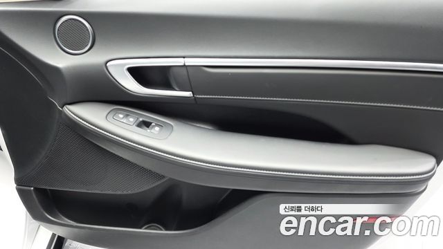 Hyundai Sonata The Edge (DN8) 2.0 LPG(Rent) Business 1 2024 — фото 24