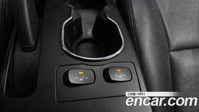 KG Mobility (SsangYong) Korando C 2.0 CVT 2WD Deluxe 2015 — фото 16