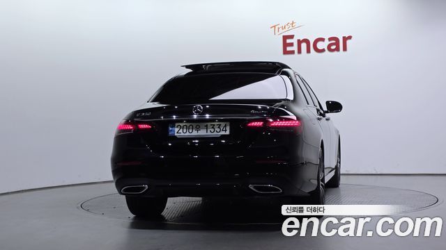 Mercedes-Benz E-Class (W213) E350 4MATIC AMG Line 2023 — фото 4