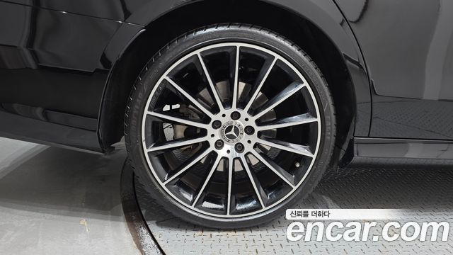 Mercedes-Benz E-Class (W213) E350 4MATIC AMG Line 2023 — фото 5