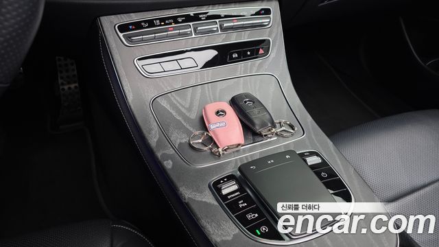 Mercedes-Benz E-Class (W213) E350 4MATIC AMG Line 2023 — фото 19