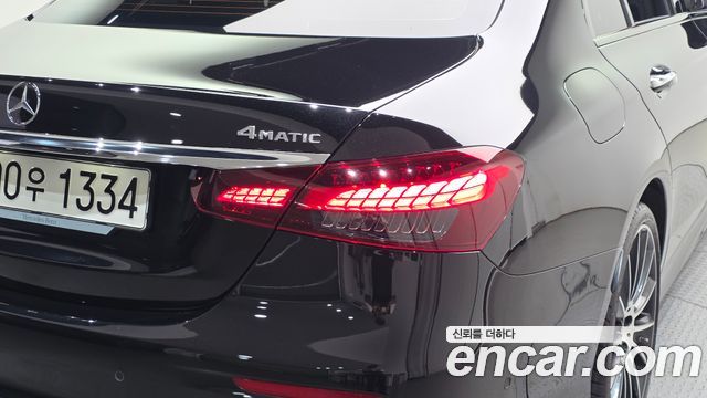 Mercedes-Benz E-Class (W213) E350 4MATIC AMG Line 2023 — фото 23