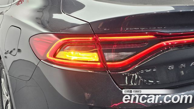 Hyundai Grandeur (IG) 2.4 Modern 2018 — фото 23