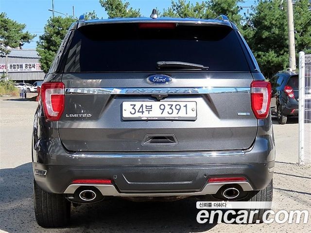 Ford Explorer 2.3 Limited 4WD 5th 2018 — фото 4
