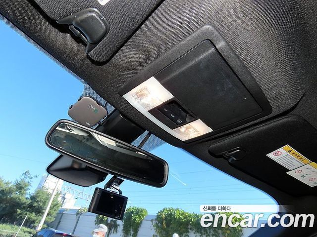 Ford Explorer 2.3 Limited 4WD 5th 2018 — фото 21