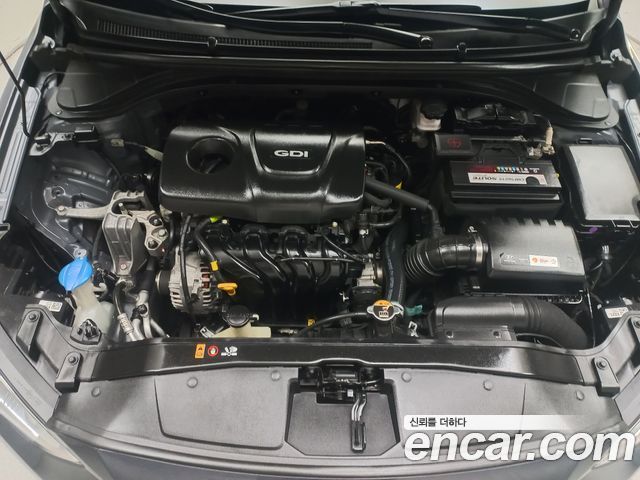 Hyundai Avante (AD) 1.6 GDI Value Plus 2017 — фото 6