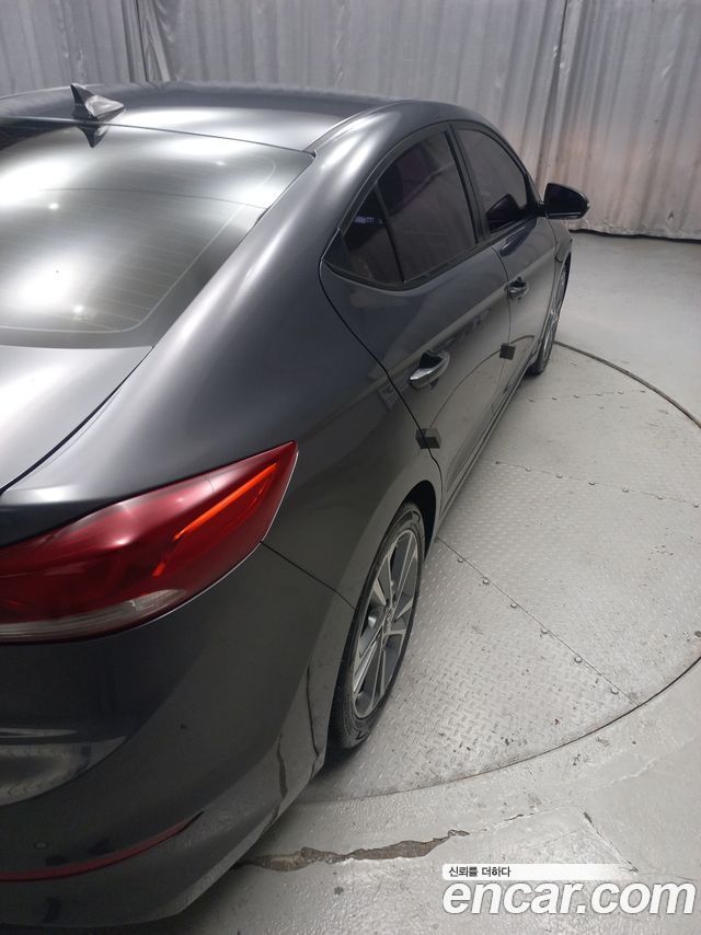 Hyundai Avante (AD) 1.6 GDI Value Plus 2017 — фото 23