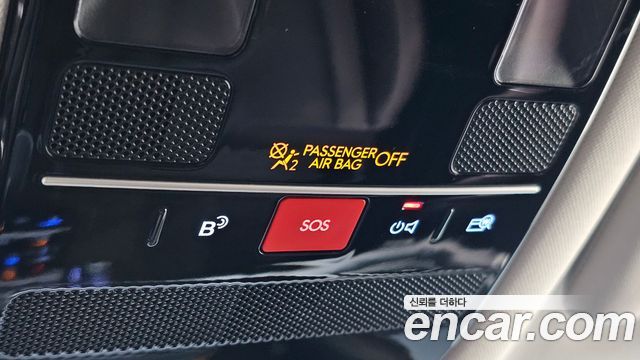 Hyundai Grandeur (GN7) 2,5 Gasoline 2WD Exclusive 2023 — фото 18