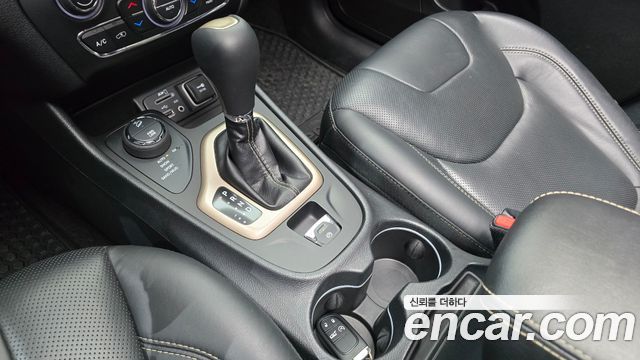 Jeep Cherokee (KL) 2.2 Diesel Limited 4WD 2016 — фото 9
