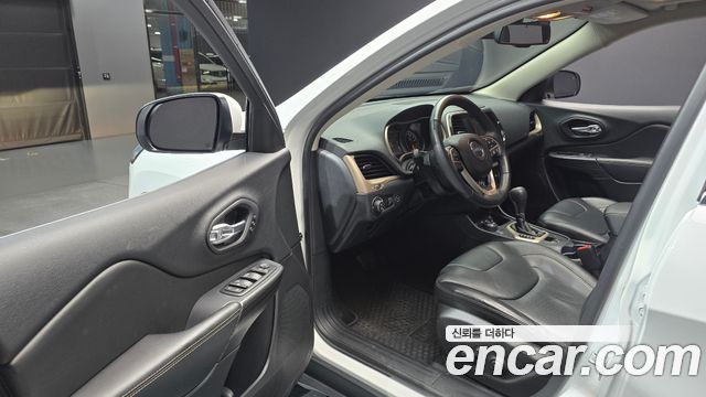 Jeep Cherokee (KL) 2.2 Diesel Limited 4WD 2016 — фото 10