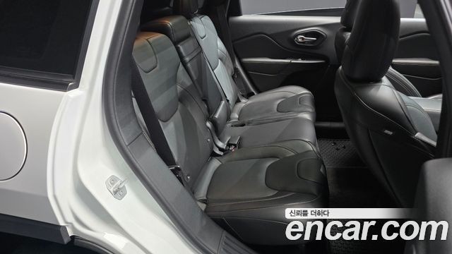 Jeep Cherokee (KL) 2.2 Diesel Limited 4WD 2016 — фото 11