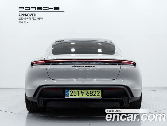 Porsche Taycan Turbo S 2024 — фото 4