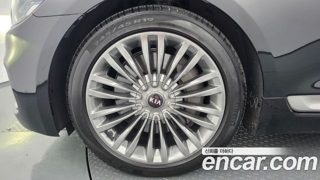 Kia K9 3.8 GDI AWD Grand Platinum 2019 — фото 5