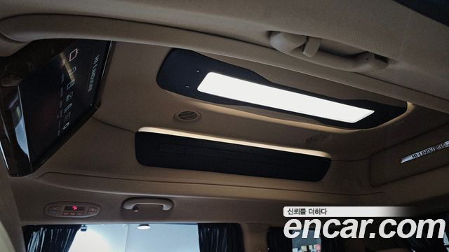 Kia Carnival 9-seater Hi-Limousine Noblesse 2016 — фото 22