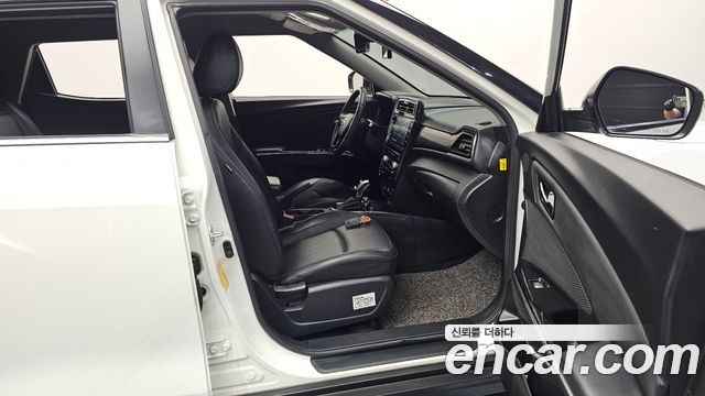 KG Mobility (SsangYong) Tivoli Air 1.5 A3 2WD 2021 — фото 26