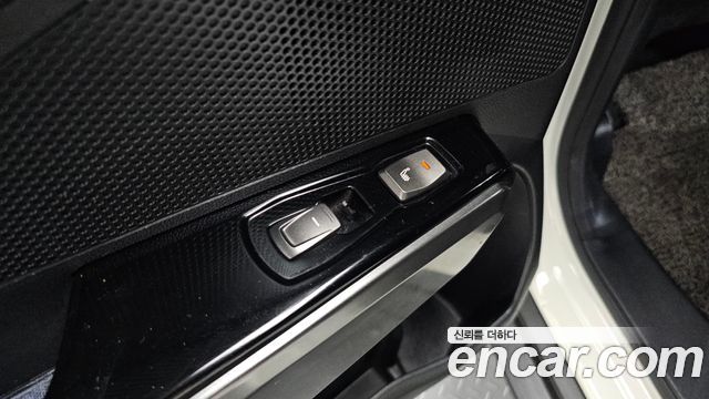 KG Mobility (SsangYong) Tivoli Air 1.5 A3 2WD 2021 — фото 27