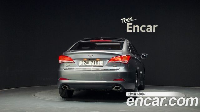 Hyundai i40 Saloon 1.7 VGT D spec 2014 — фото 4
