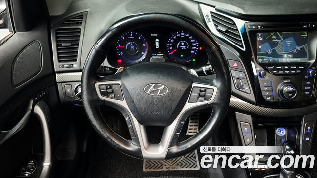 Hyundai i40 Saloon 1.7 VGT D spec 2014 — фото 18