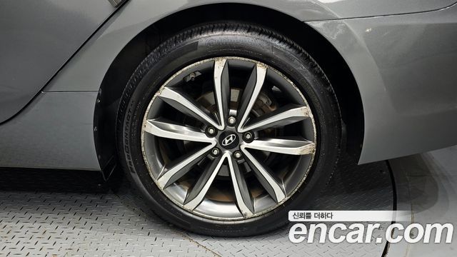 Hyundai i40 Saloon 1.7 VGT D spec 2014 — фото 21