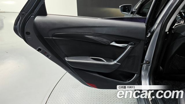 Hyundai i40 Saloon 1.7 VGT D spec 2014 — фото 25