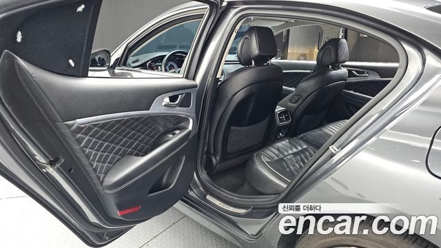 Genesis G70 2.2D AWD Supreme 2018 — фото 12