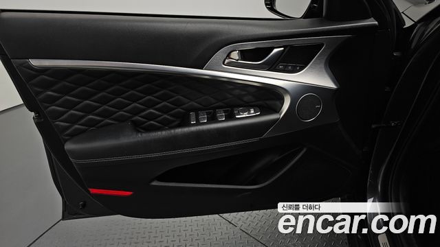 Genesis G70 2.2D AWD Supreme 2018 — фото 24