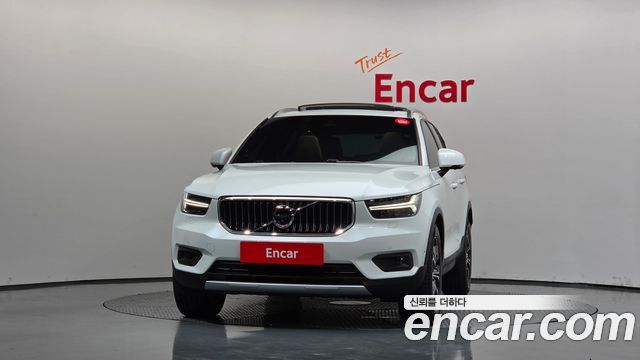 Volvo XC40 T4 R-Design 2019 — фото 3