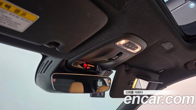 Volvo XC40 T4 R-Design 2019 — фото 16