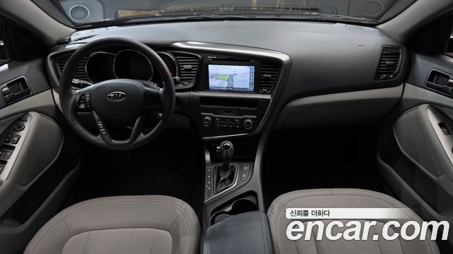 Kia K5 2.0 Smart Standard 2011 — фото 7