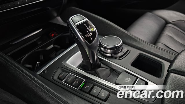 BMW X6 (F16) xDrive 40d 2015 — фото 9