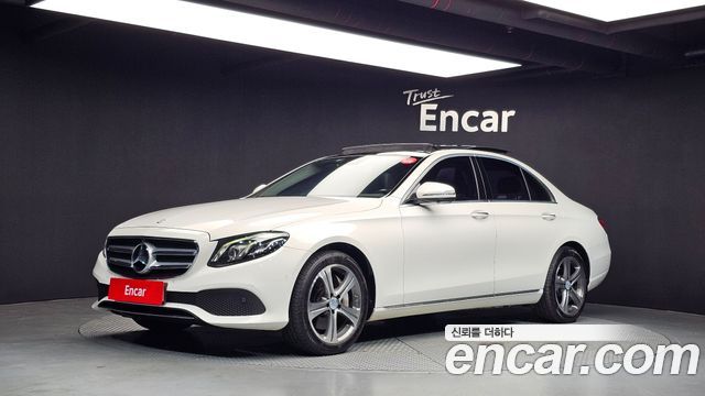 Mercedes-Benz E-Class (W213) E300 Avantgarde 2017 — фото 1